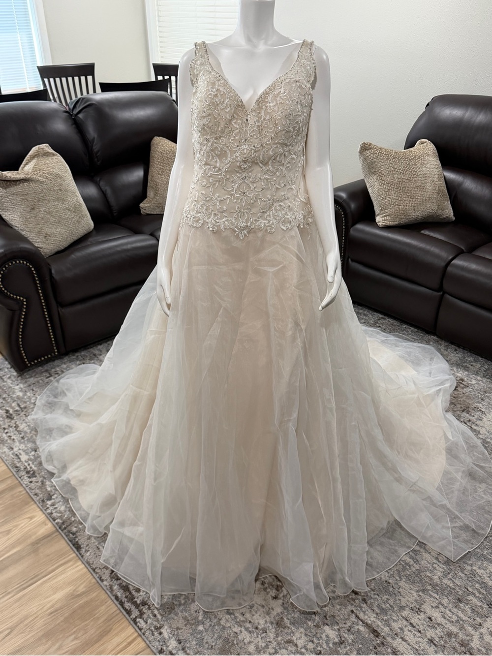 Size 20 Maggie Sottero Ivory Lt Gold Wedding Dress Gown Beaded Lace Bridal